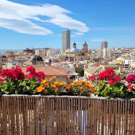 The Old Town Artist Workshop, Impressive Rooftop, Terrace With Amazing Views And Sea Views, Bbq, Air Conditioner, Wifi * אליקאנטה