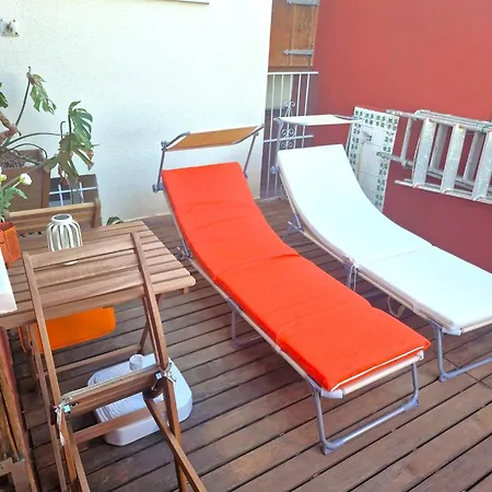 The Old Town Artist Workshop, Impressive Rooftop, Terrace With Amazing Views And Sea Views, Bbq, Air Conditioner, Wifi *