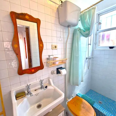 The Old Town Artist Workshop, Impressive Rooftop, Terrace With Amazing Views And Sea Views, Bbq, Air Conditioner, Wifi